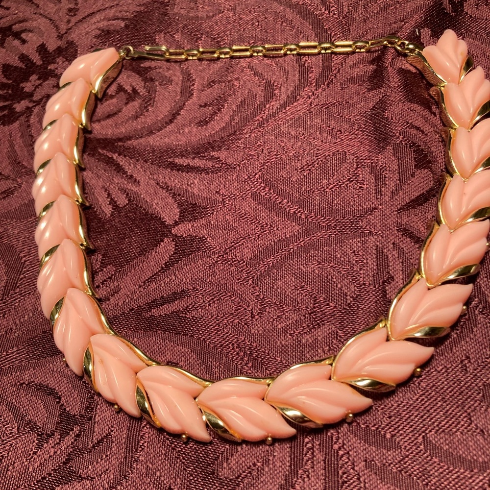 Vintage Pink Thermoset  choker necklace